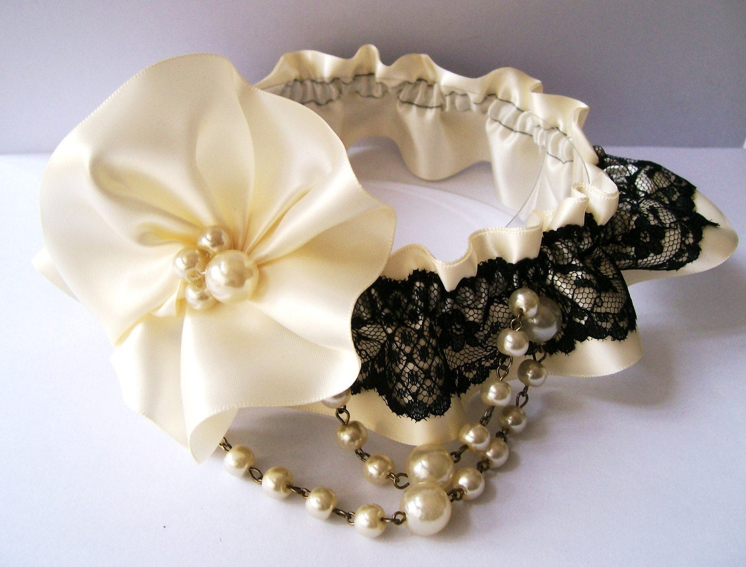Sexy Wedding Garter SET / Black lace Garter on Ivory Satin