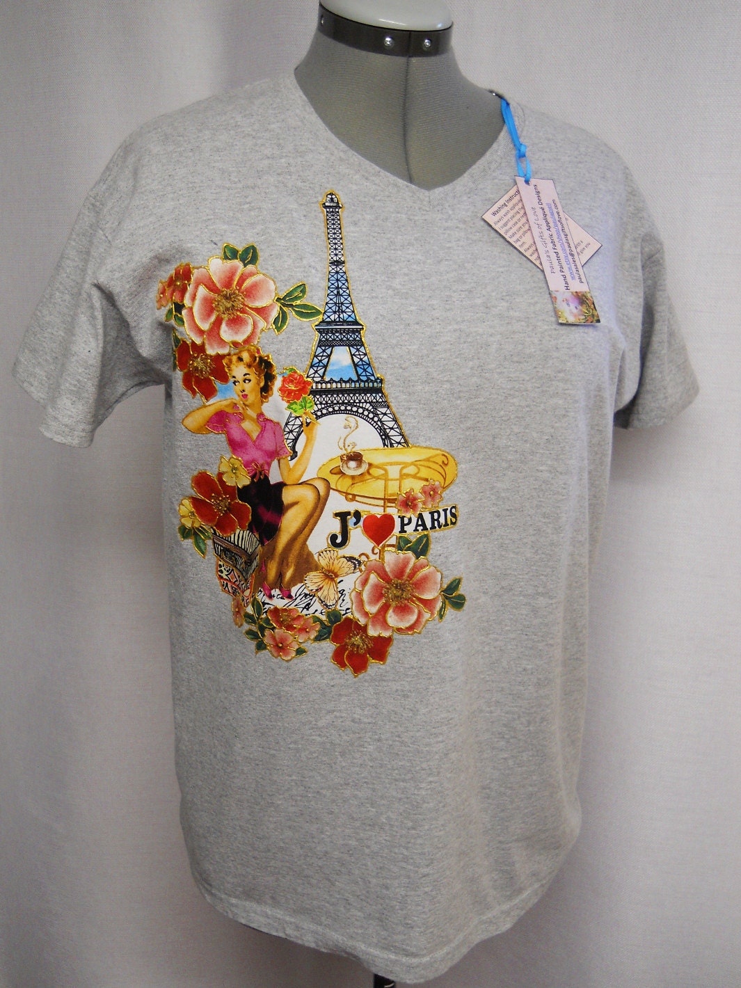 Custom Women's Tee Shirt Retro Hand Painted Fabric Applique Design