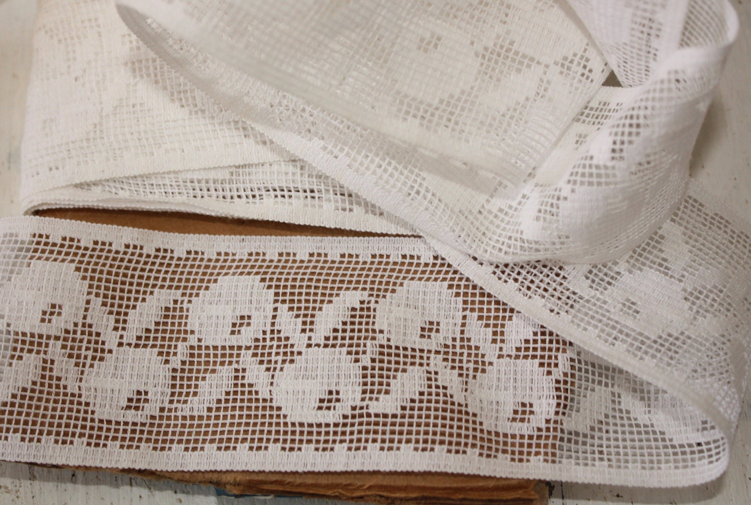 Vintage Wide Lace Trim - circa 1970s - 3 metres
