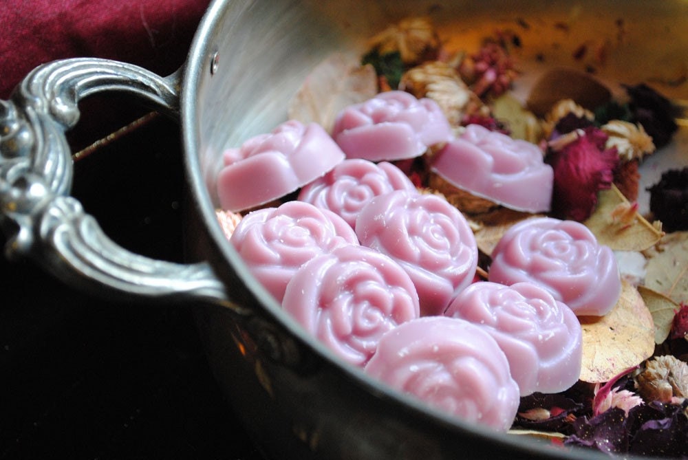 10 (Ten) Soy Candle Tarts - Floral - Rose Pink