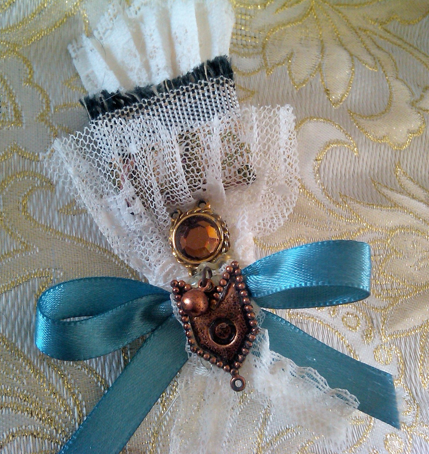 Bluebell Layered Victorian Fan Christmas Ornament