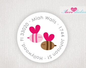 ON SALE - Personalized Bees In Love  Return Address Labels