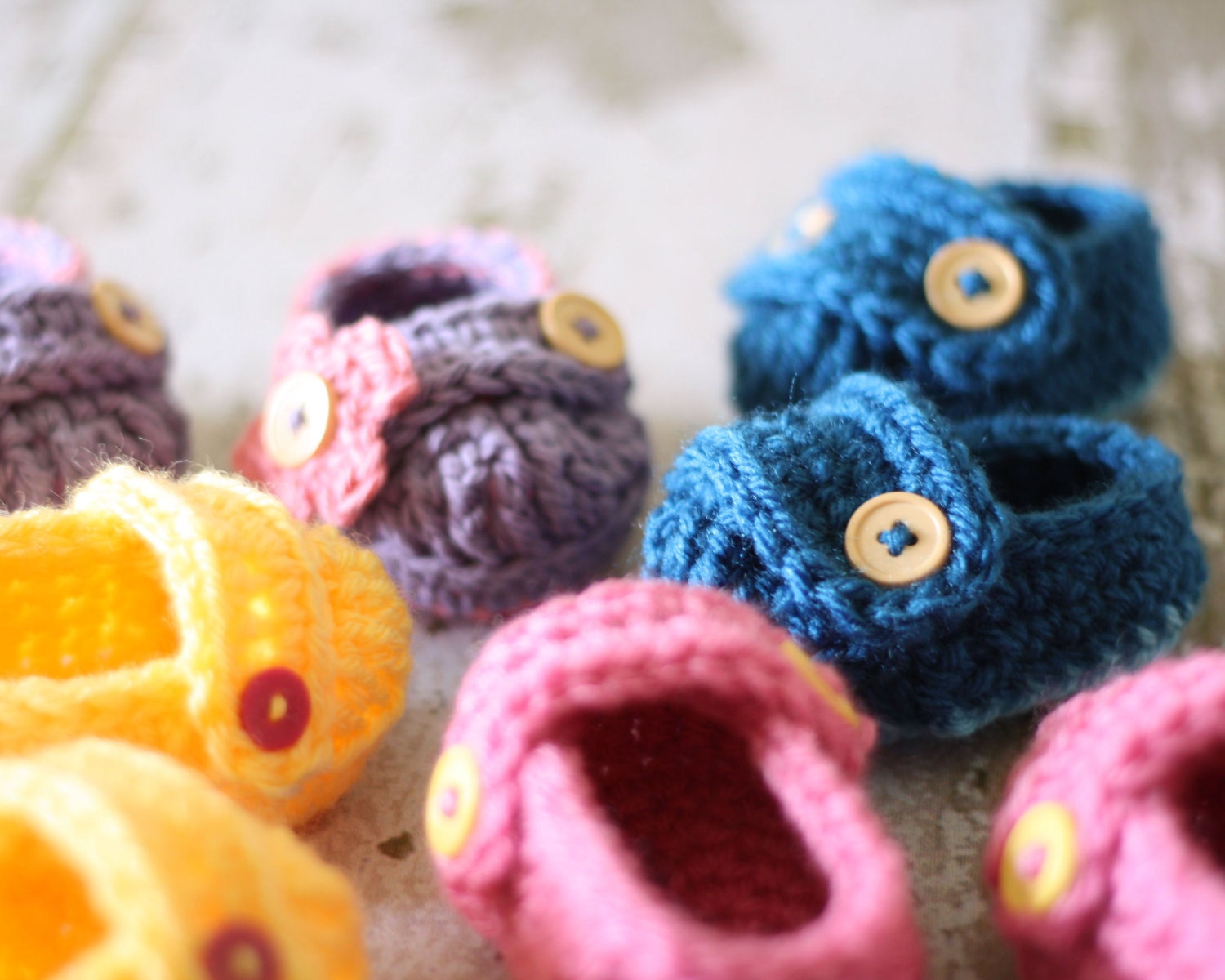Download Now - CROCHET PATTERN Baby Loafer Booties Sizes Newborn to 24 months PDF 32