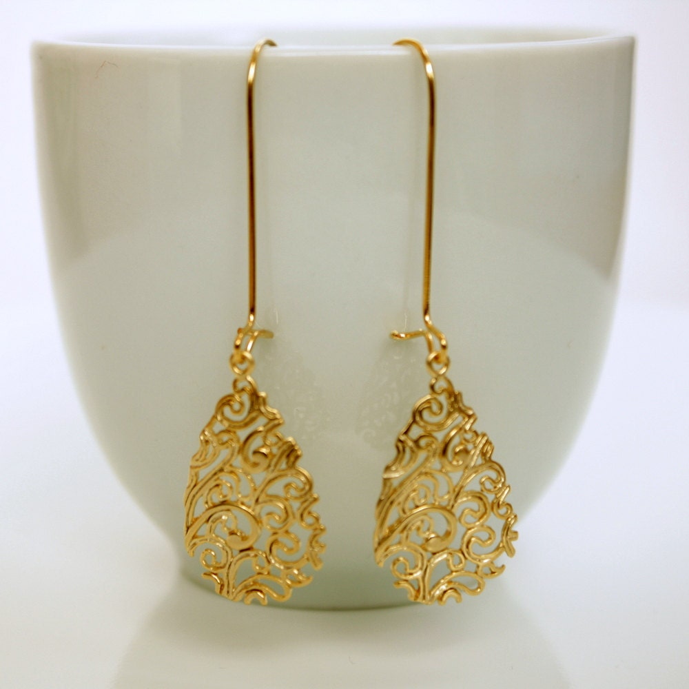 Gold Paisley Earrings Paisley Teardrop Dangle Earrings