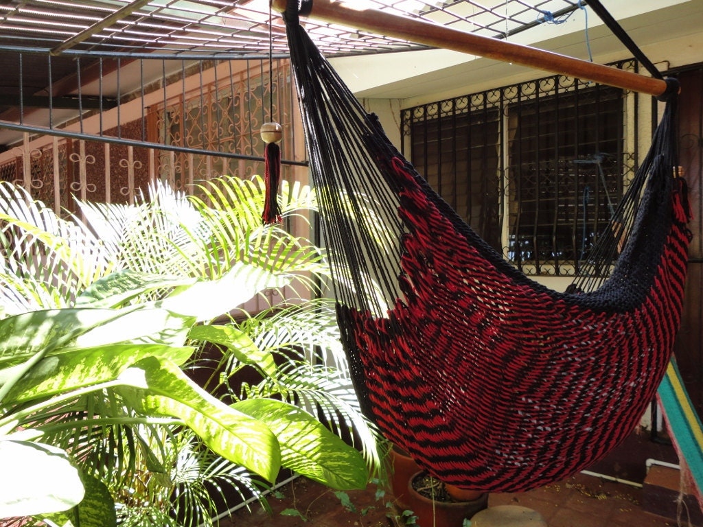 Red and Black Sitting Hammock, Hanging Chair Natural Cotton and Wood