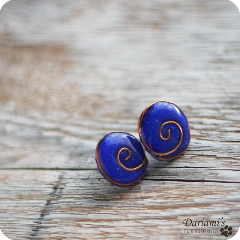 Post earrings - Deep blue
