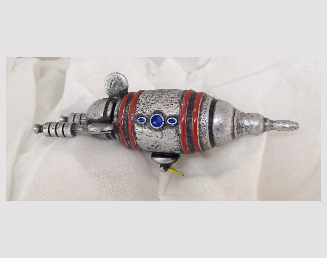 Silver Steampunk Airship V2 Wood Christmas Tree Ornament Dangle
