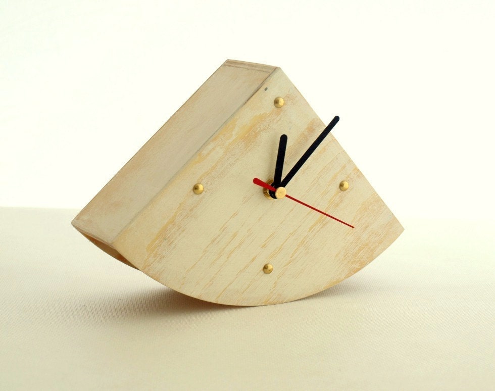 Desk CLOCK gold points buJACZEk