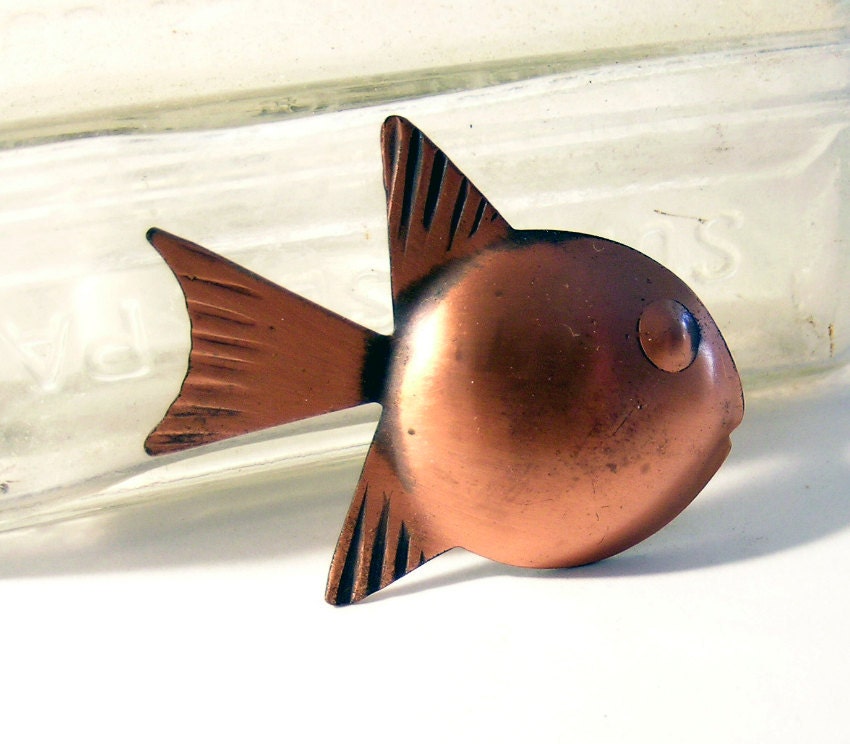 Fish Brooch Copper Tone
