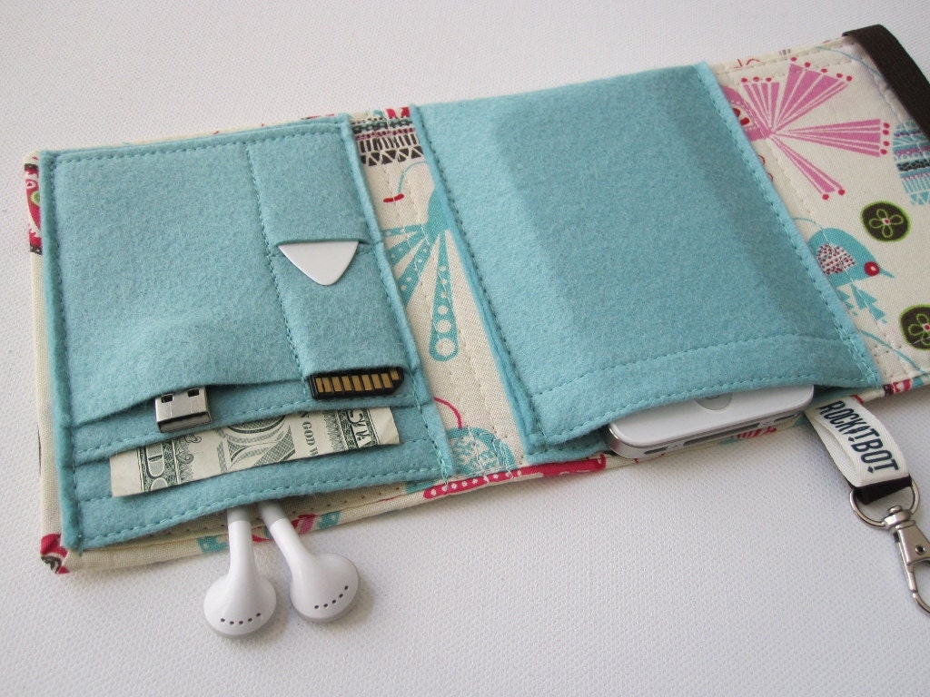 Nerd Herder gadget wallet in Feathered for iPod, Droid, iPhone, camera, earbuds, SD cards, USB, extra batteries, guitar picks,