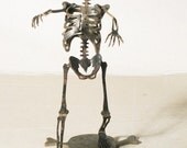 Zombie Skeleton Attack Metal Sculpture