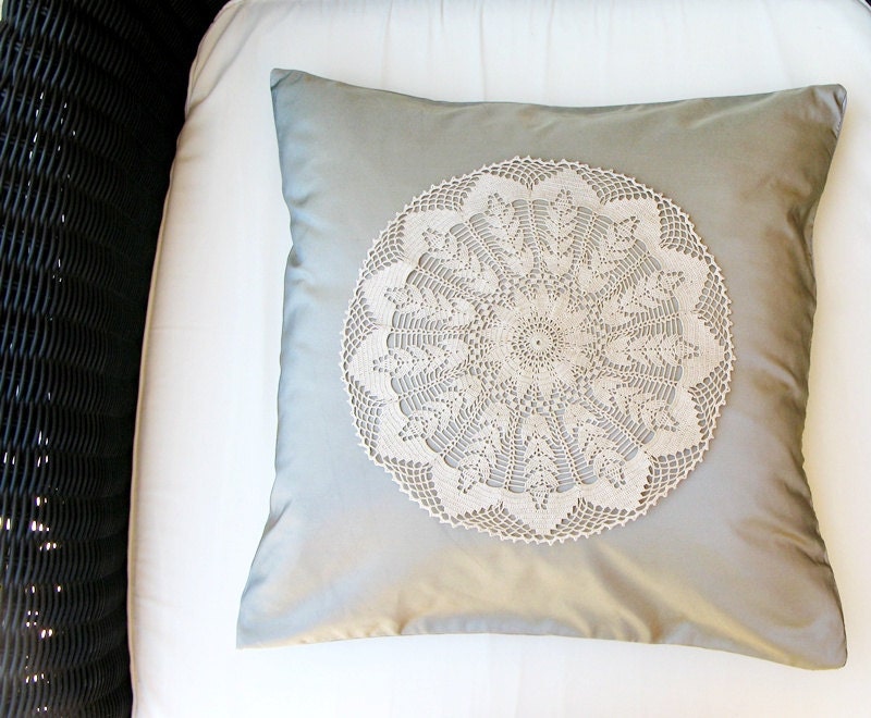 Handmade Naturel %100 Silky Satin ORGANIC,Ecofriendly Pillow Cover 16'' x 16''Embrodery Hadcrochet Lace
