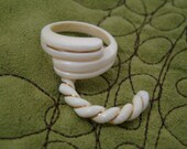 Vintage Pre Ban Elephant Ivory Carved Bypass Ring w 14K  Gold (repair) 9