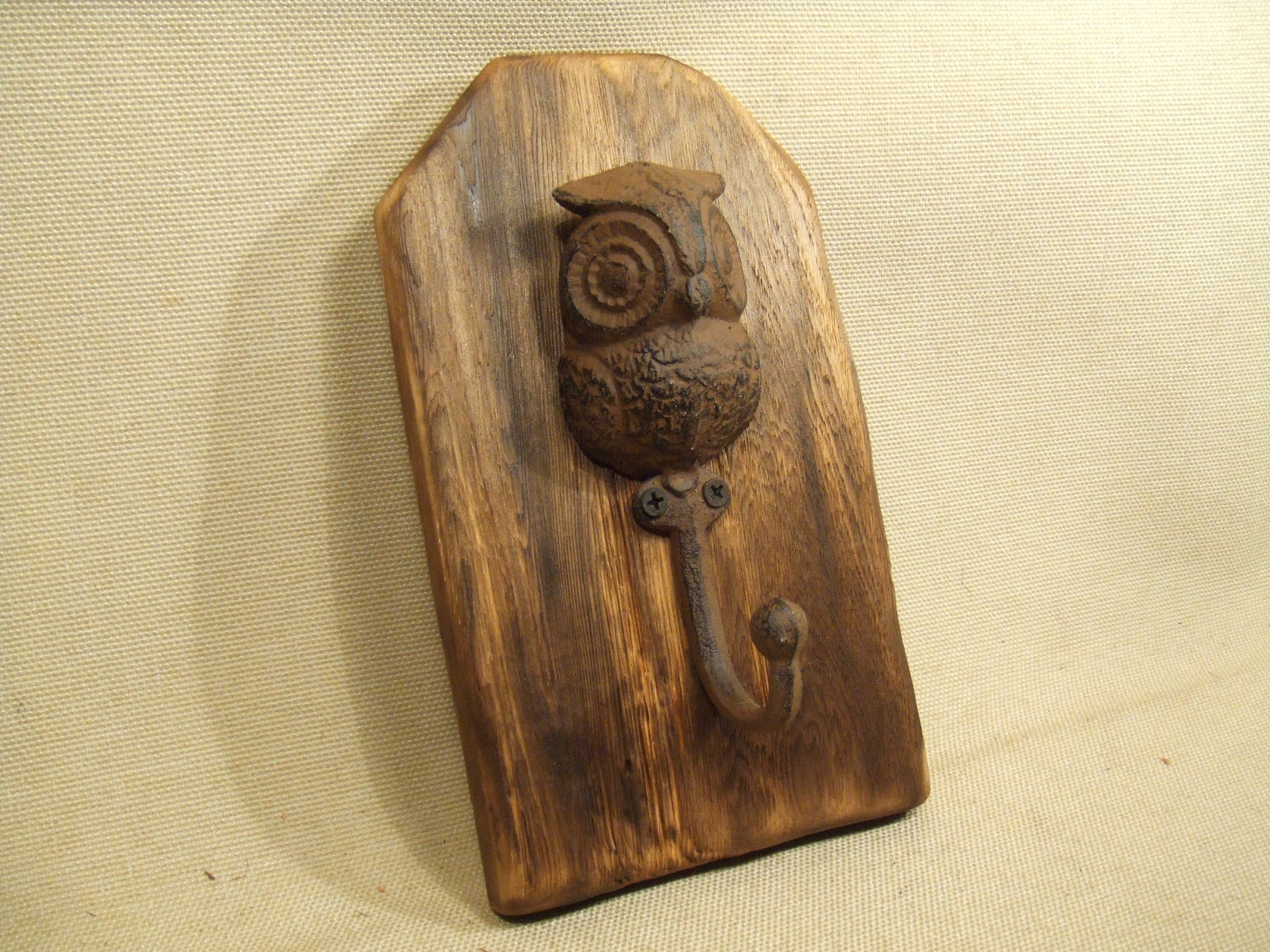 Rustic Cast Iron Owl coat rack -- lodge cabin decor -- rich patina on cast iron hooks and western cedar
