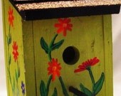 Green Single Birdhouse with Flowers and Shingles