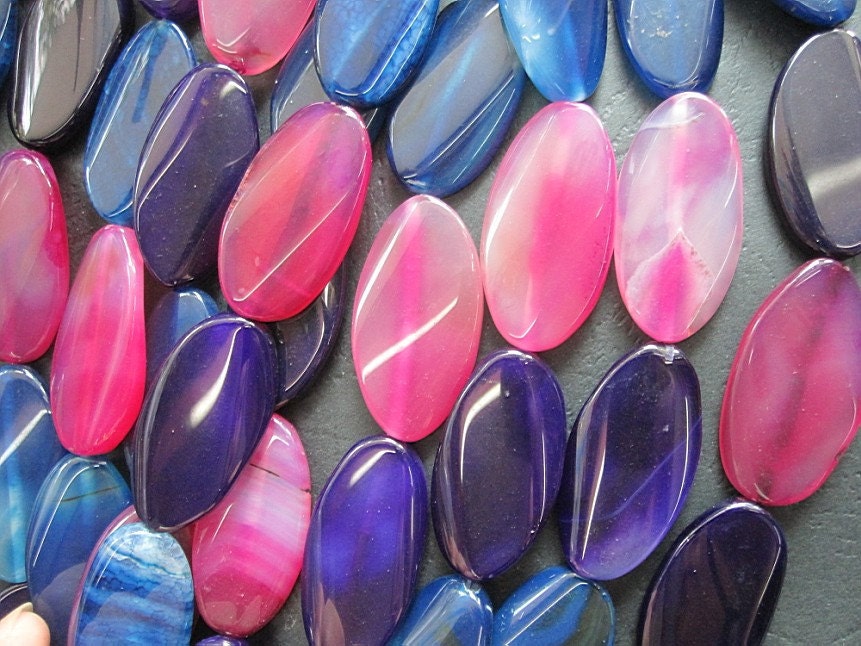 Assortment Colors Agate Big Long Flat Oval twisted 20x40mm Beads  --9pcs Full Strand