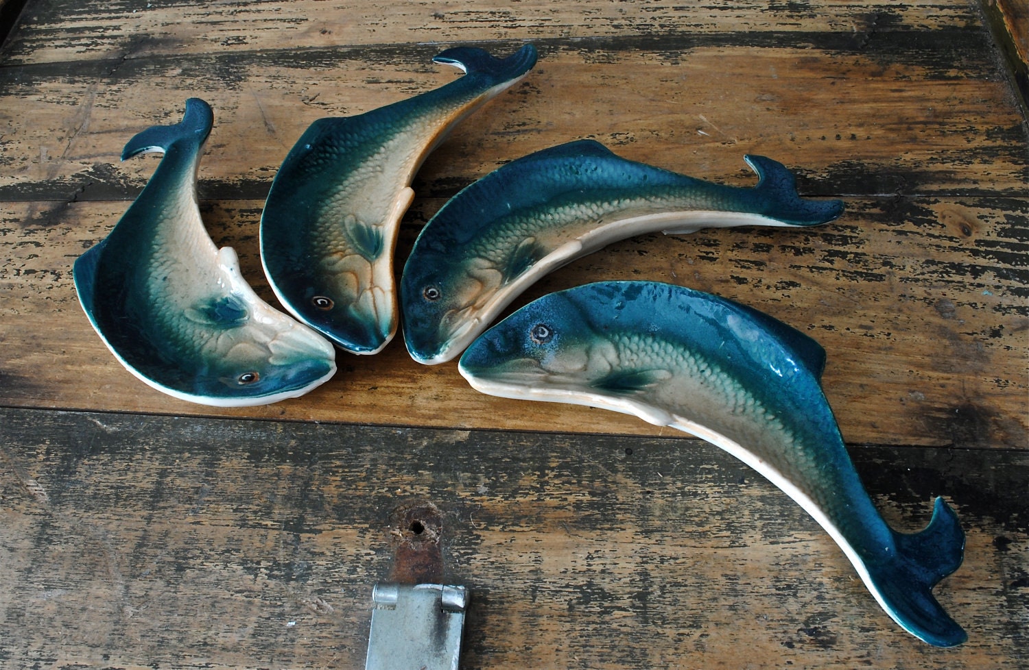 vintage c. 1920s-40s fish shaped plates // set of 4 four // made in Japan