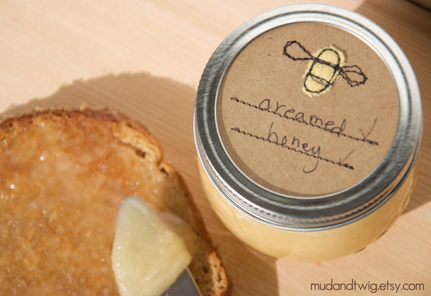 Mason jar gift labels - honey bees - 6pc - regular or wide mouth