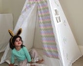Play Tent Teepee in Garden theme with Chevron print decorations and base mat