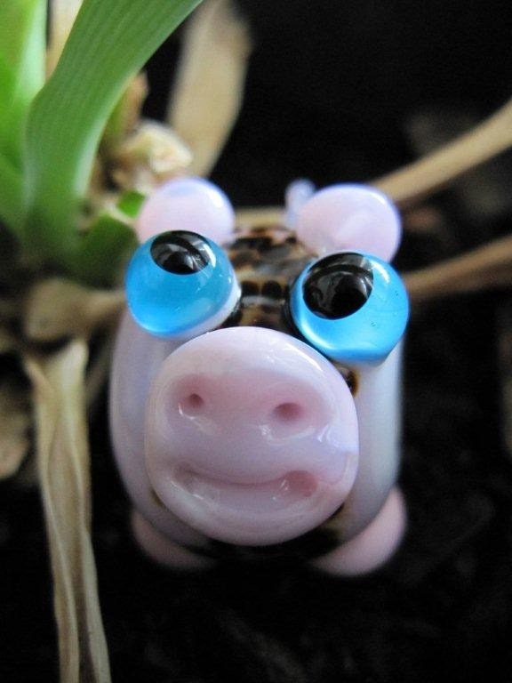 Handmade SRA Pig Bead Gloucester Old Spot