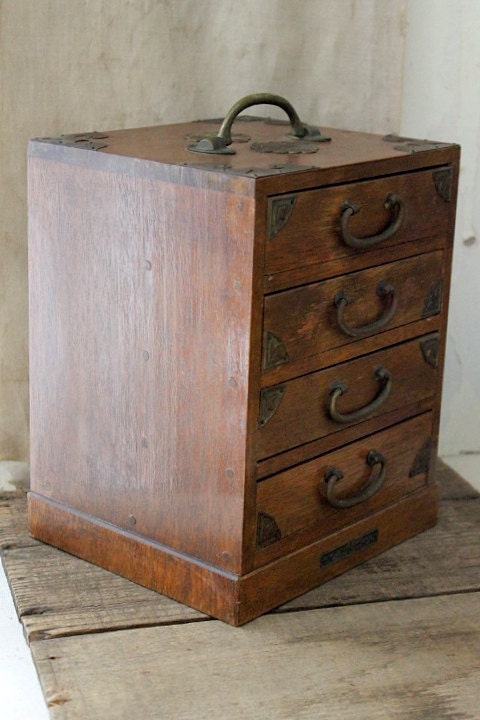 v i n t a g e four drawer jewelry box-made in japan