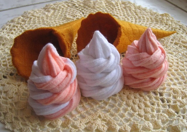 Felt food Ice cream waffle cone set (strawberry) eco friendly childrens play food for toy kitchen