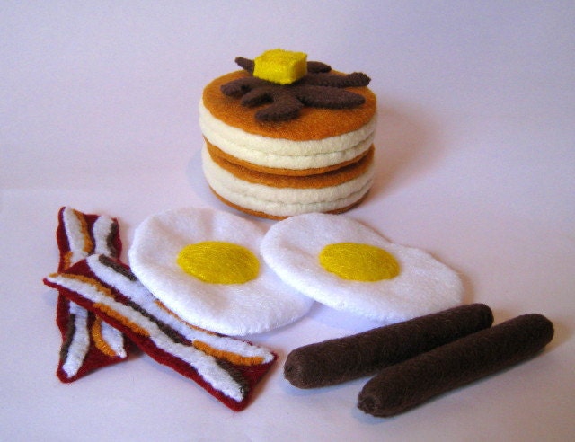 Felt Food Breakfast set - Pancake, Eggs, Bacons, Sausages - Eco Friendly Children's Pretend Play Food for Toy Kitchen