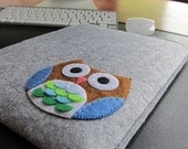 Gray Felt  Ipad Sleeve - Cute little owl