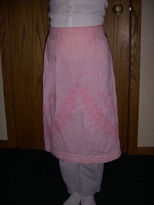 Vintage Pink gingham half apron retro hand embroidery