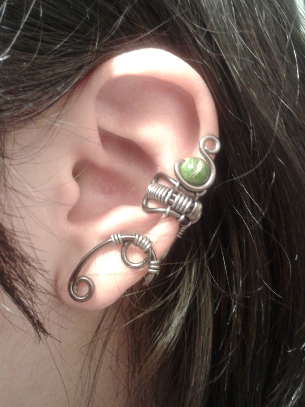 Jade Empress Emblem Ear Cuff