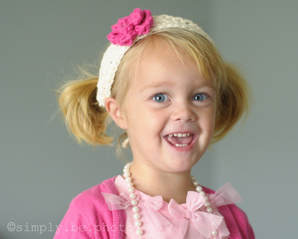 fuchsia flower hairband -hand crocheted, child size