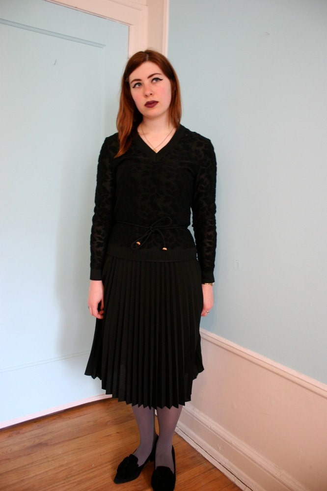 ROMANTIC PLEATS black lace slip on dress S 70's