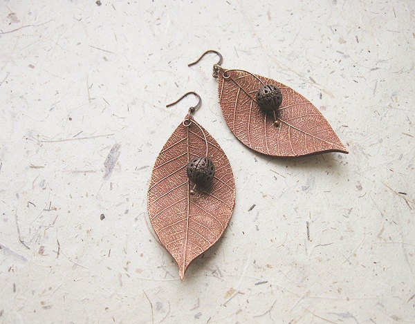 FREE WORLDWIDE SHIPPING - Copper Leaves Clay Earrings