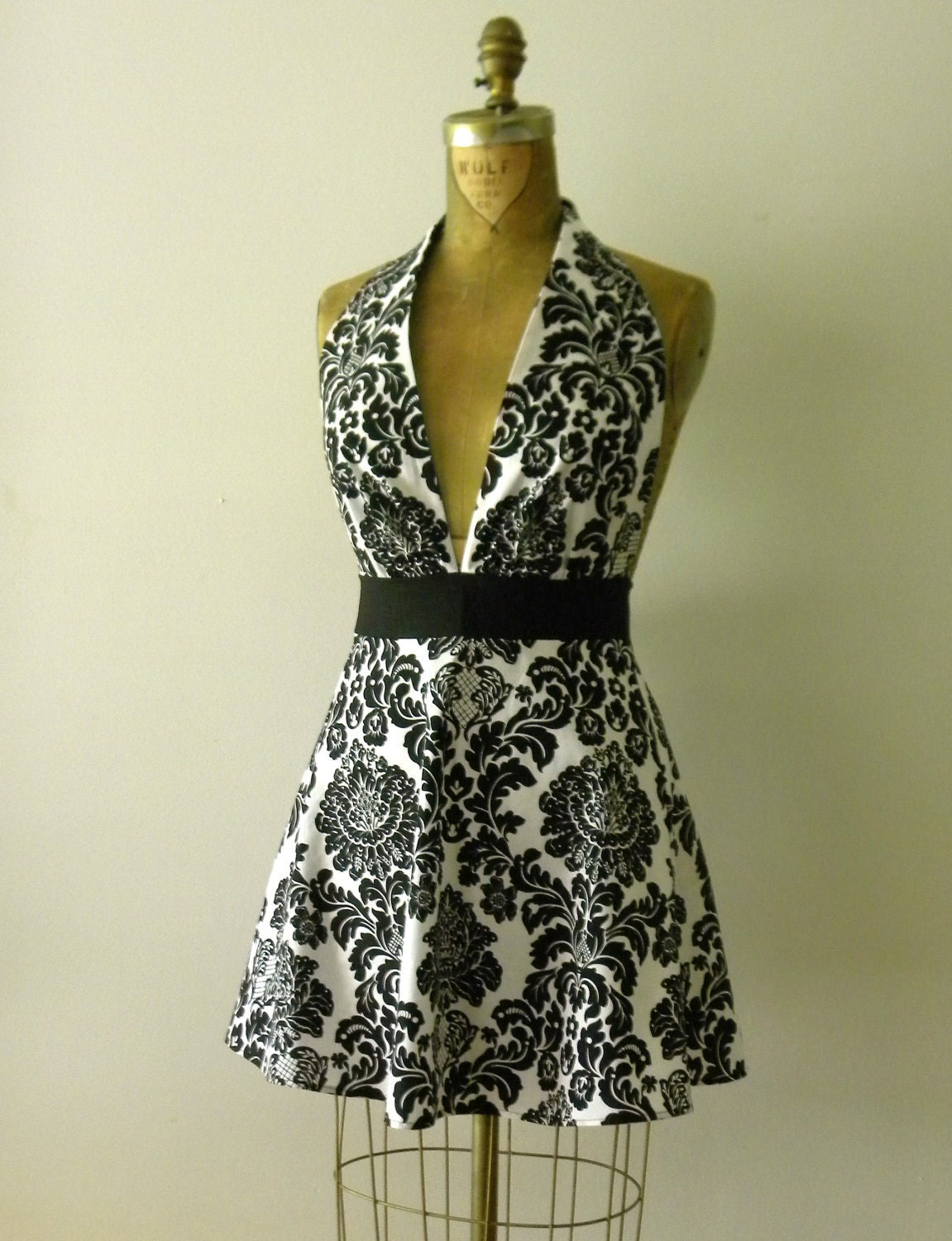 Womens Apron Sexy Marilyn Full Apron in Damask