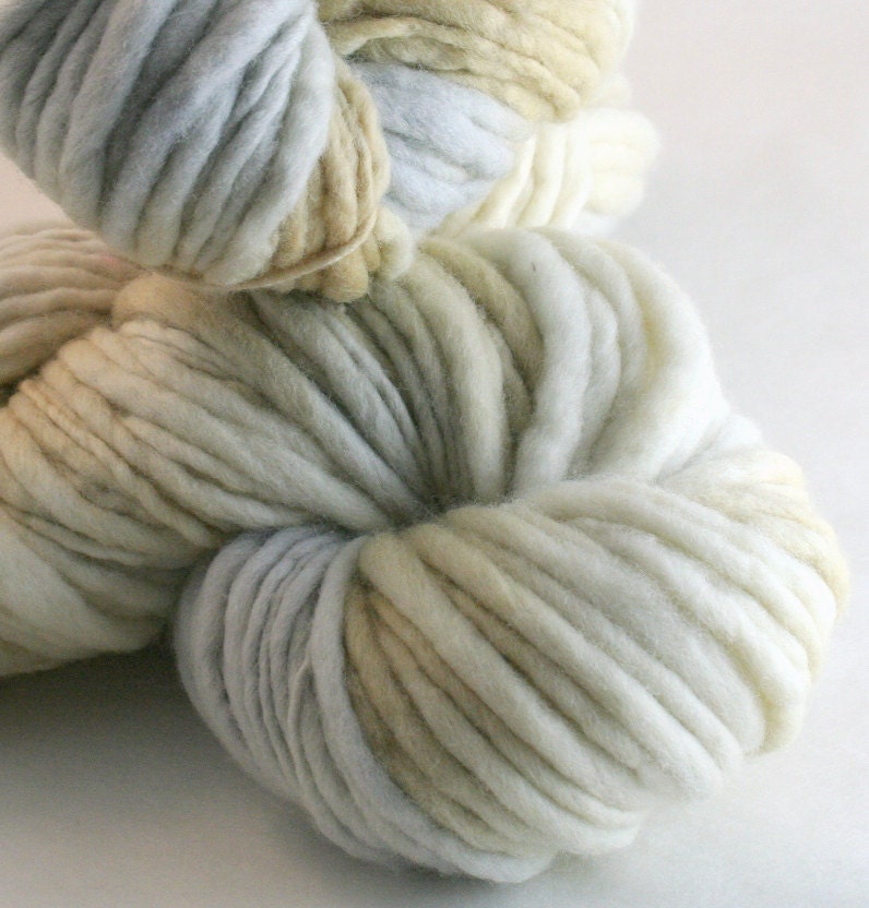 Thick and Thin Yarn hand spun merino hand dyed MUSHROOM