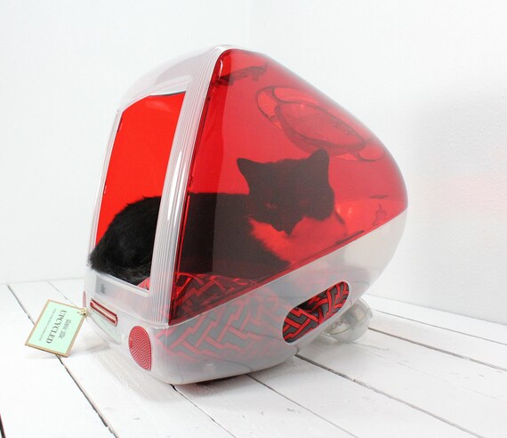SALE -  Upcycled Apple Computer Pet Bed - iMac - "Think different"