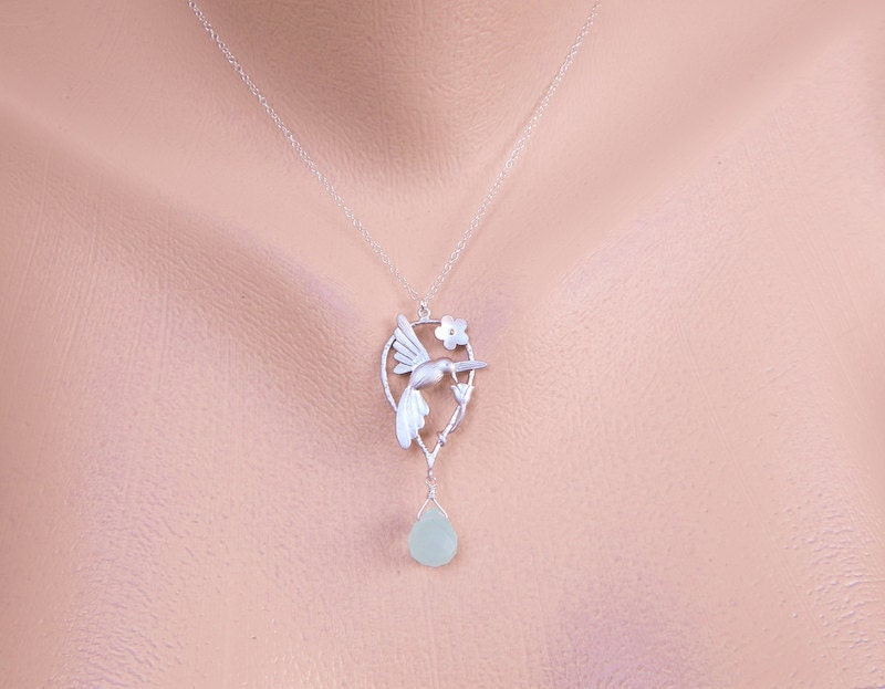 Personalized Mothers Necklace, Hummingbird  Necklace, Bird Necklace, Birthstone Necklace, Grandmother, Mom, Mothers Jewelry