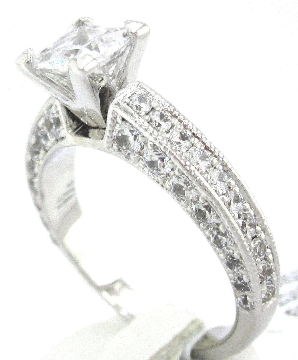 Princess cut diamond engagement ring 1.75ctw
