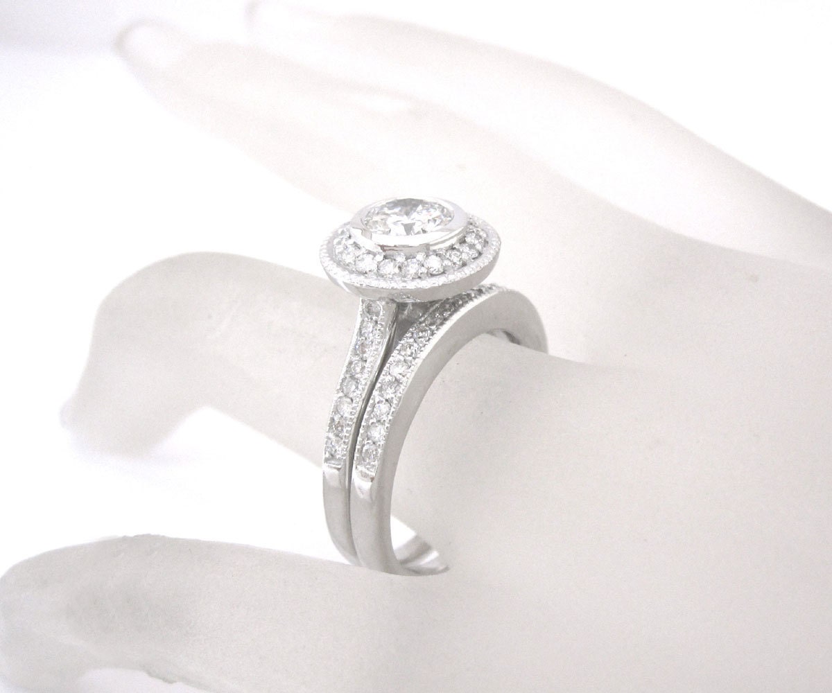 Round diamond engagement ring and band 1.60ctw 18k