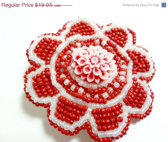 SALE White and Red Beaded Flower Alligator Hair Clip - MegansBeadedDesigns