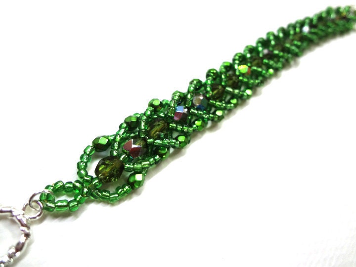 Dazzling Green Bracelet - Beaded Flat Spiral