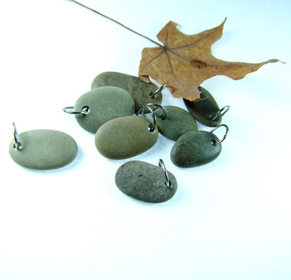 Top Drilled Grey Beach Stones with Jumprings 8 pcs