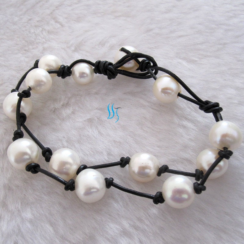 Pearl Bracelet - 8 inches 10-11mm White Freshwater Pearl Bracelet (Black Leather) - Free shipping