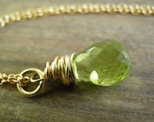 Spring Green Necklace, Handmade 14k Gold  Rough Finished Green Peridot Faceted full drop briolette Necklace 14k Gold The perfect gift