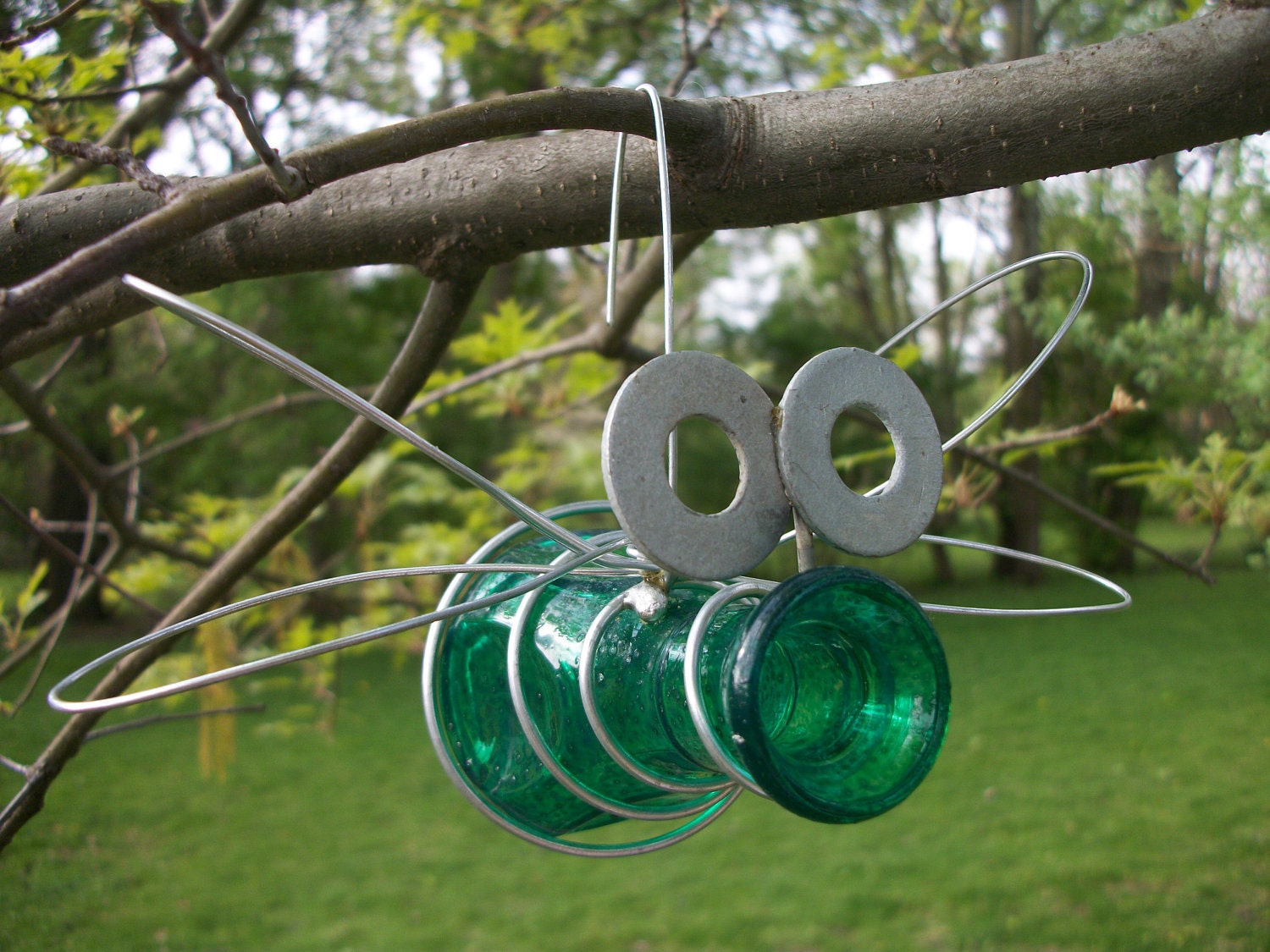 Outdoor Hanging Glass Bud Vase Jar Bug Garden Decor- GREEN