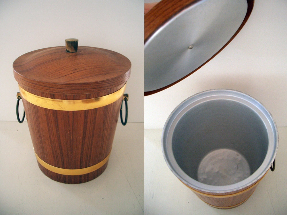 VINTAGE Retro Woodgrain Ice Bucket