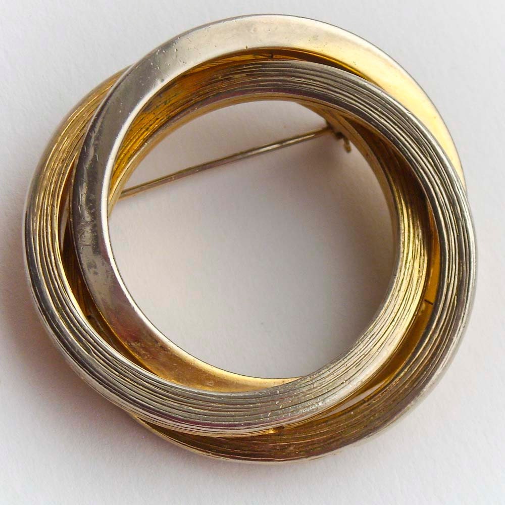 Vintage Two Toned Circle Brooch