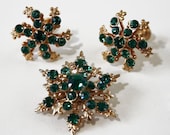 Green and Gold Snowflake Brooch and Earring Set - Vintage 1950s