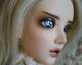 BJD eyes available in 14/16/18/20/22/24mm Lupins Moon made to order