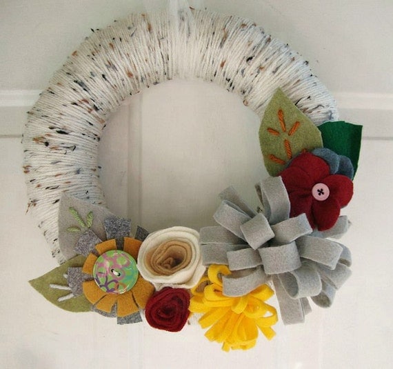 Confetti Yarn Wreath 12"